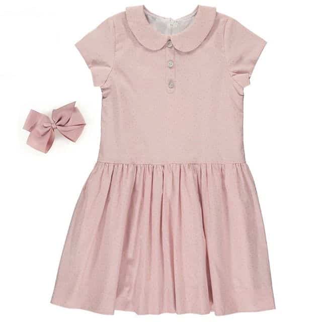 Amaia Kids ♥Bristol dress – Pink﻿﻿くすみピンクにゴールドの水玉がデザインされた生地のワンピース。丸襟デザインが上品でキュートな一枚です。﻿﻿同じくすみピンク生地のスカートやブラウスもございます。﻿﻿【期間限定】5月6日(水)23:59までキャンペーン実施中↓↓﻿﻿︎Amaia Kids(アマイアキッズ)の一部商品が最大20% OFF! ﻿﻿︎通常100円毎に1ポイントが貯まるオンラインショップにて、100円毎に10ポイントが貯まります。嬉しいポイント10倍!﻿﻿♡♡♡♡♡♡♡♡♡﻿﻿↓↓オンラインショップ﻿https://bonitatokyo.com﻿︎「キャッシュレス・消費者還元制度」でオンラインショップにてクレジットカードご利用のお客様はお支払い金額の5%還元中。﻿﻿︎ Amaia Kids (アマイアキッズ)で使用したリバティファブリックで作られた未発売のブランドオリジナルポーチを『税抜35,000円以上』お買上げのお客様にプレゼント【個数限定】詳しくはHPをご覧ください。﻿﻿↓↓ショップ﻿伊勢丹新宿店本館6階﻿(現在臨時休業中)﻿﻿#bonitatokyo #amaiakids #アマイアキッズ #アマイアキッズ専門店 #シャーロット王女 #キャサリン妃 #ジョージ王子 #ルイ王子 #ベビーギフト #女の子ママ #女の子ベビー #出産祝いギフト #出産祝い #ママライフ #むすめふく #娘コーデ